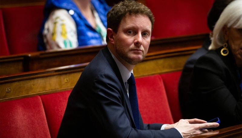 Clément Beaune à l'Assemblée nationale, à Paris, le 2 avril 2024. 