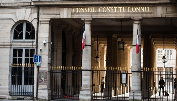 Le Conseil constitutionnel.