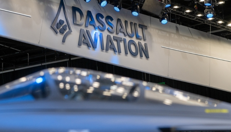 Le logo de Dassault aviation au salon du Bourget 2023.