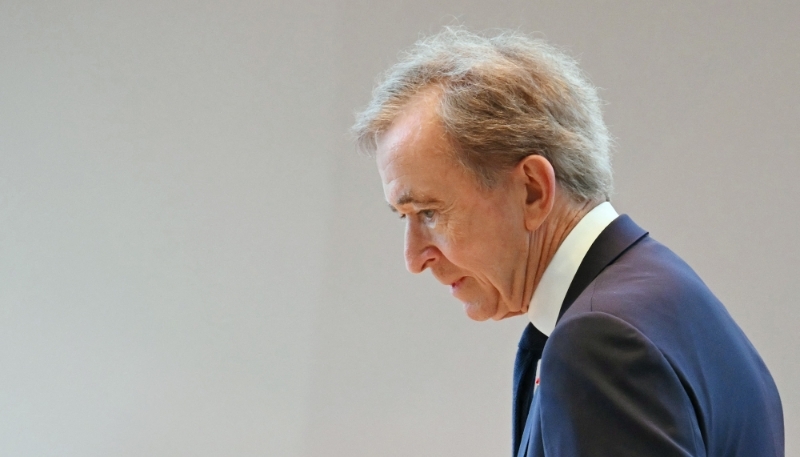 Bernard Arnault lors de la cérémonie d'ouverture de la 142e session du Comité international olympique, le 22 juillet 2024, à Paris.