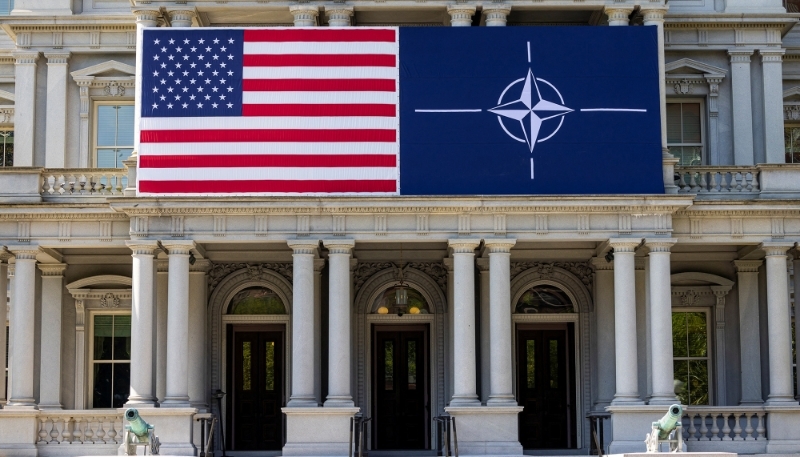 Le drapeau de l'Otan à Washington.