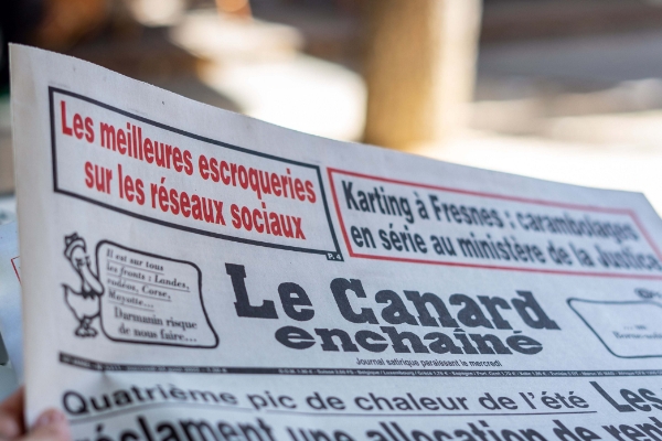 Le Canard enchaîné.