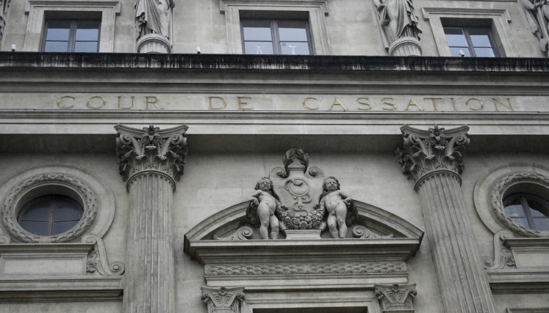 Le fronton de la Cour de cassation, à Paris.