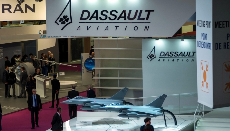 Stand Dassault lors d'un salon Eurosatory, à Paris.