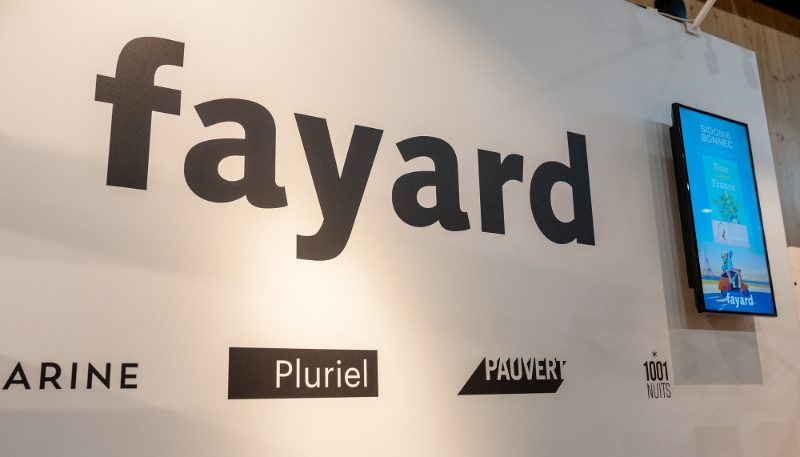 Le stand Fayard au Salon du livre de Paris, en 2023.