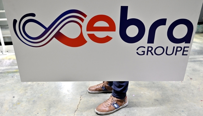 Le logo du groupe de PQR Ebra.