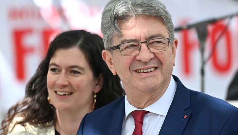 Le fondateur de LFI Jean-Luc Mélenchon et la députée Nathalie Oziol, le 23 juin 2024 à Montpellier.