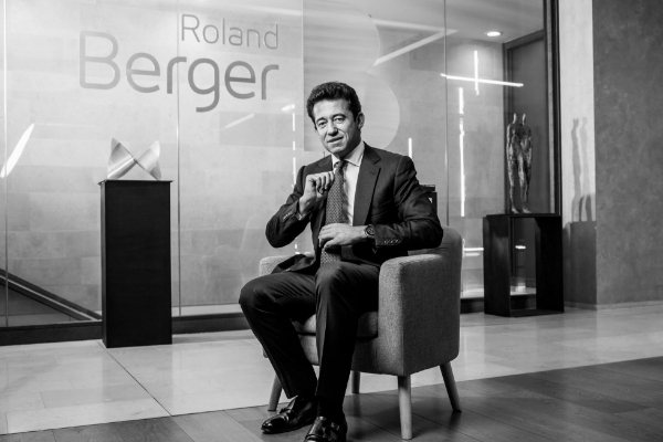 Charles-Edouard Bouée a imposé le cabinet Roland Berger comme un partenaire privilégié de la macronie.