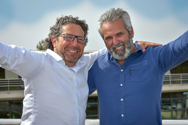 Frédéric Pons (à gauche) et Eric Paumier, cofondateurs du groupe Hopps.