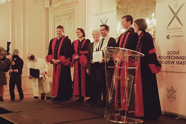 Le ministre délégué aux transports Jean-Baptiste Djebbari lors de la remise de son diplôme validant sa formation Executive Master à l'Ecole Polytechnique, le 4 février.