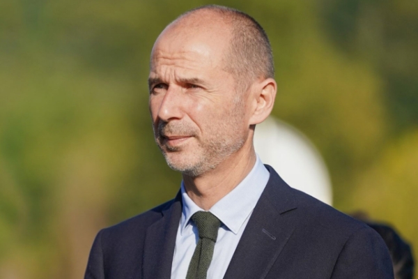 Charles Hufnagel, ex-conseiller com' d'Edouard Philippe à Matignon, aujourd'hui directeur de la communication du groupe Carrefour.