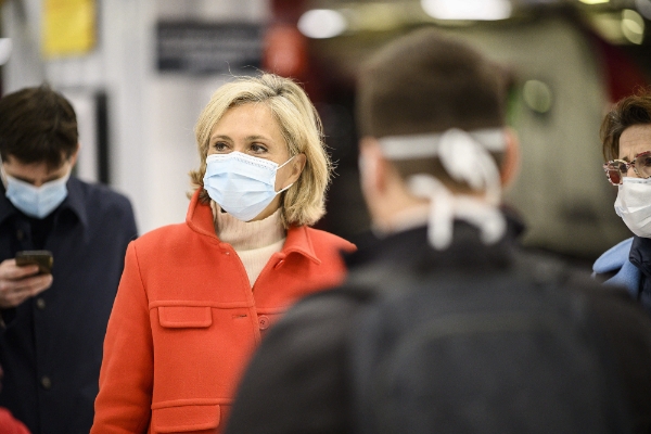 Valérie Pécresse, en déplacement Gare du Nord, le 15 mai.